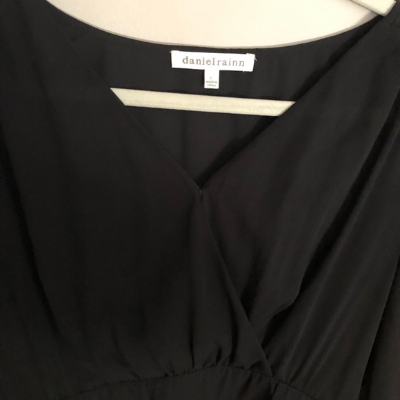 SALE😍 STUNNING DANIELRAINN DRESS - Picture 10 of 16